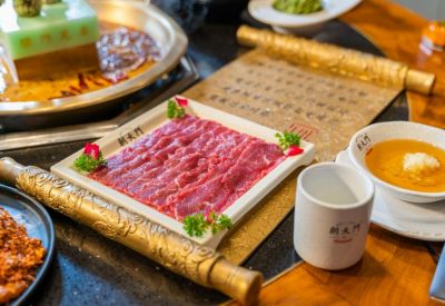大連開火鍋加盟店，應(yīng)該租賃哪種商鋪？