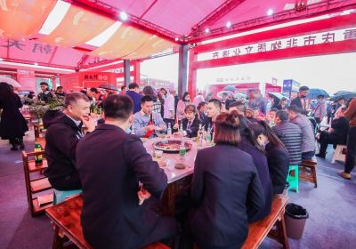 鳳城開(kāi)火鍋加盟店，如何培養(yǎng)營(yíng)銷意識(shí)？