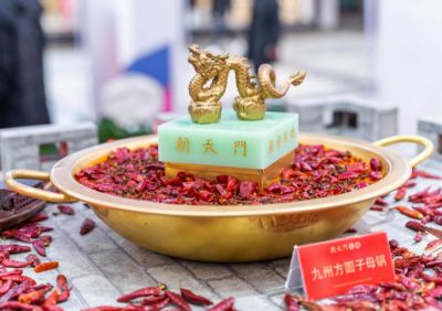 合作市開火鍋加盟店，如何讓人熱情消費(fèi)？