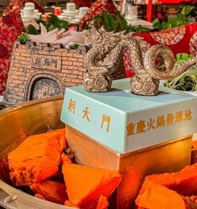 排隊(duì)也要吃的非遺火鍋，全球已經(jīng)累計(jì)開店1000+