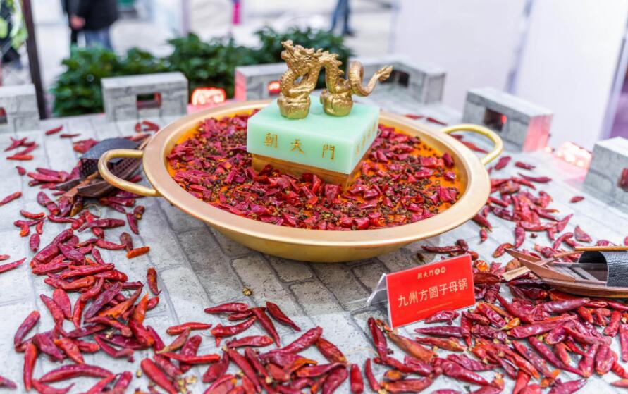 260萬夠開一家知名連鎖火鍋店嗎？