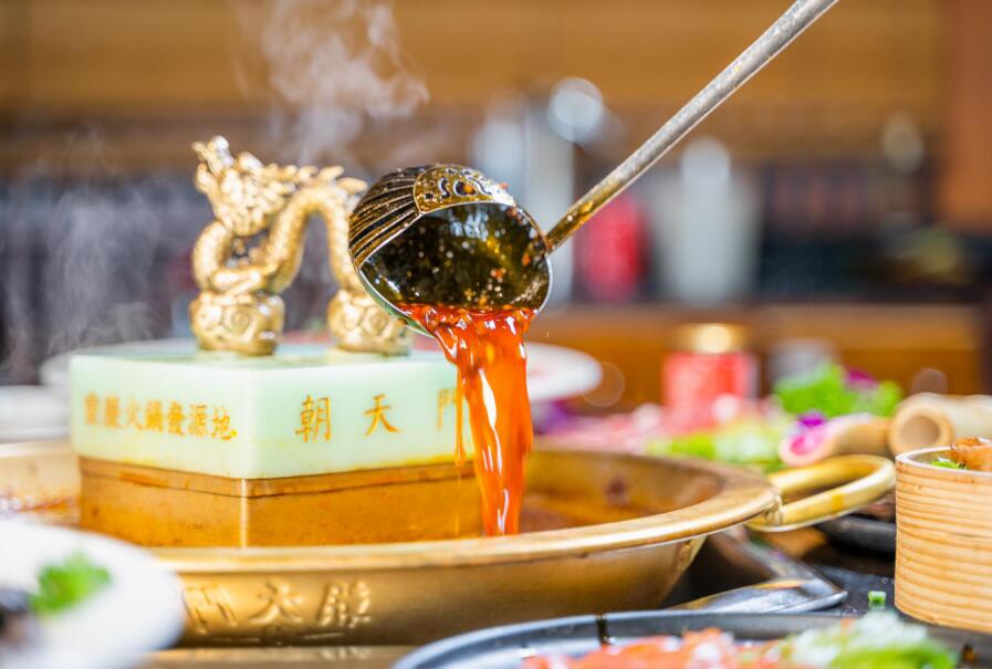 陽江開火鍋加盟店有哪些優(yōu)勢？
