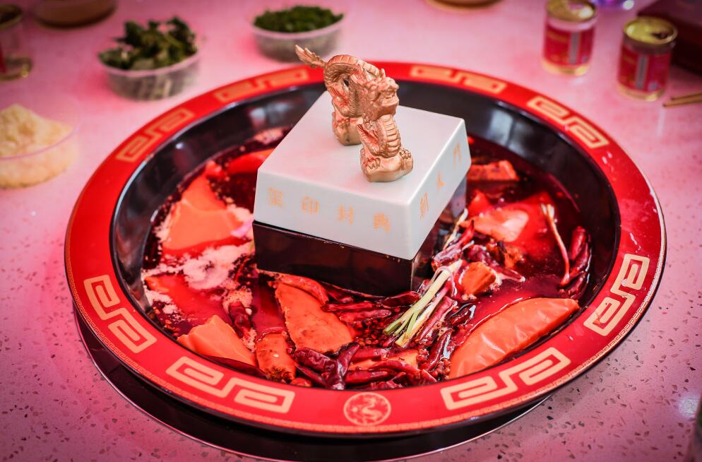 咸寧開火鍋加盟店，如何打造吸睛門頭？