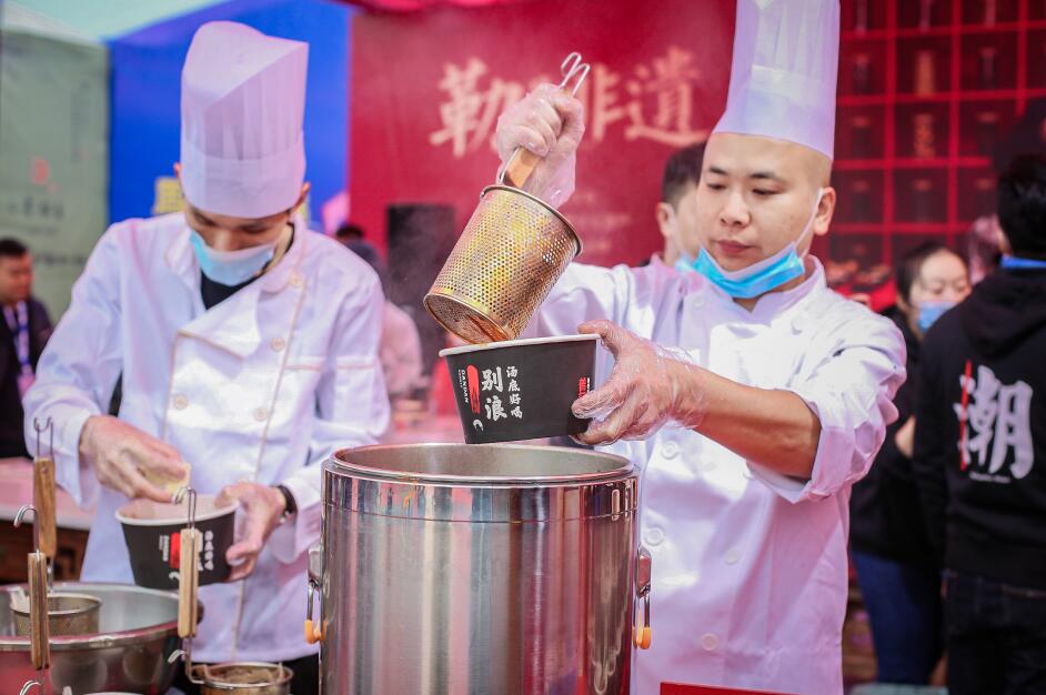 任丘開火鍋加盟店，請先做好這些調(diào)研工作！