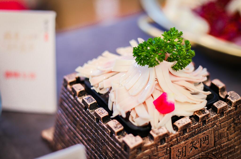 遵化開火鍋加盟店，要遵循哪些市場規(guī)律？