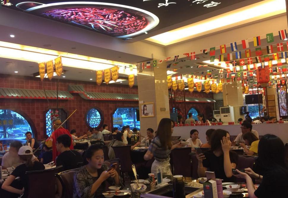 大石橋開火鍋加盟店，要掌握這三個(gè)賺錢要素！