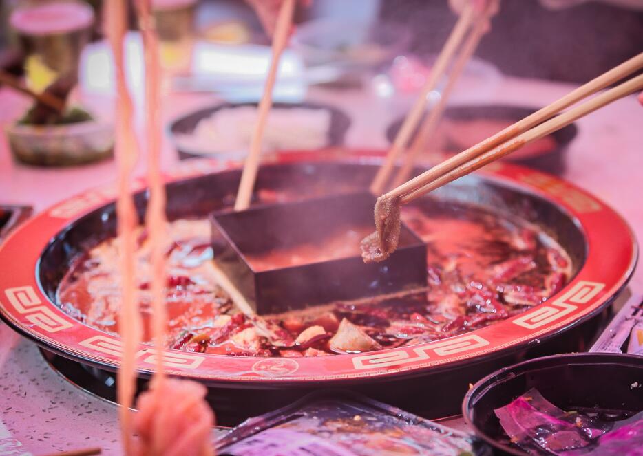 生活從來(lái)不缺重頭再來(lái)的勇氣，只缺一頓火鍋！