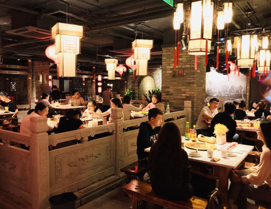 餐飲店想要人氣旺，這三個(gè)條件缺一不可！