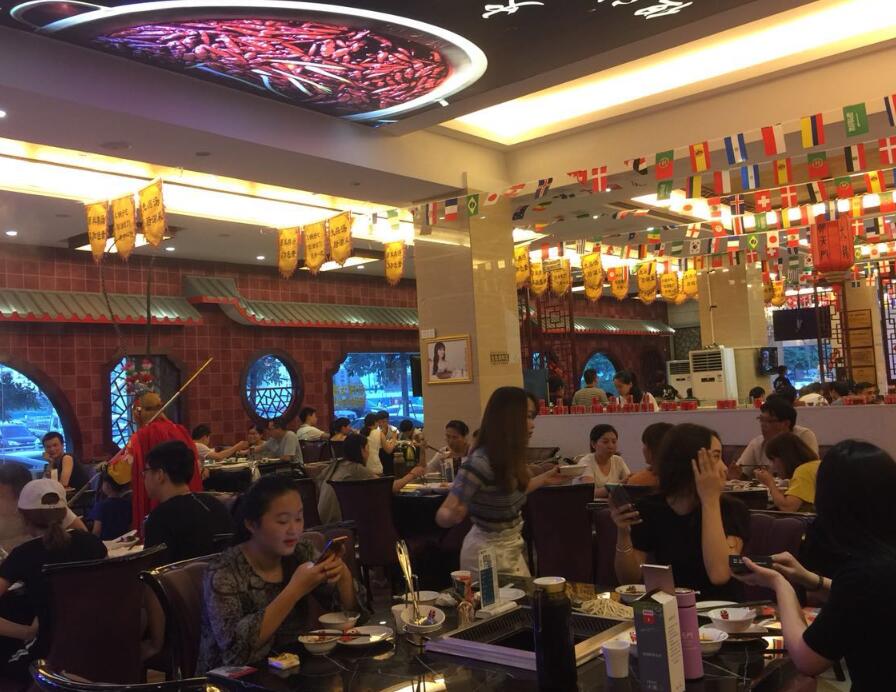 90后不會(huì)炒底料如何開(kāi)火鍋店呢？