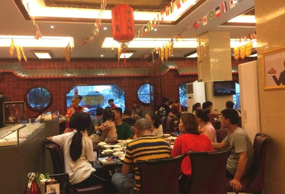 這里是網(wǎng)紅重慶，一座遍地都是火鍋的城市！
