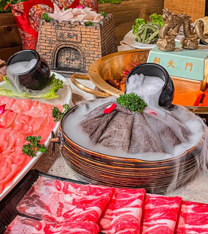 朝天門火鍋?zhàn)哌M(jìn)迪拜，為海外游子送上地道中國(guó)味！