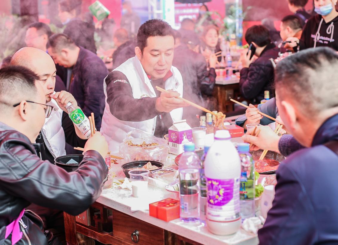 開火鍋店竟有這些問題，80％的人都忽視了！