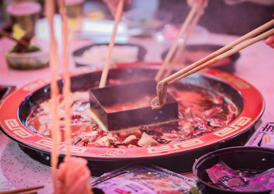 2021火鍋行業(yè)分析：六大數(shù)據(jù)帶你洞悉市場(chǎng)發(fā)展！