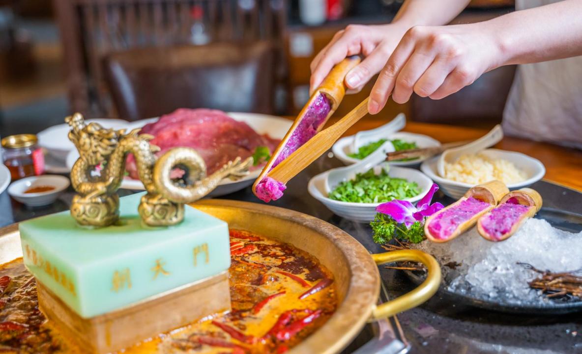 不同的餐飲店如何選擇經(jīng)營模式？