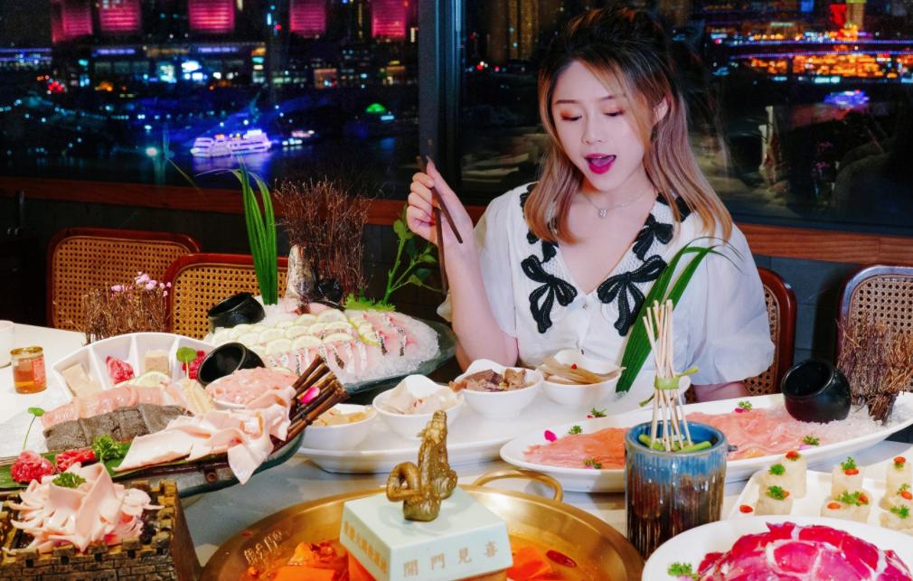 未來(lái)的火鍋店消費(fèi)主力，竟是“她”？