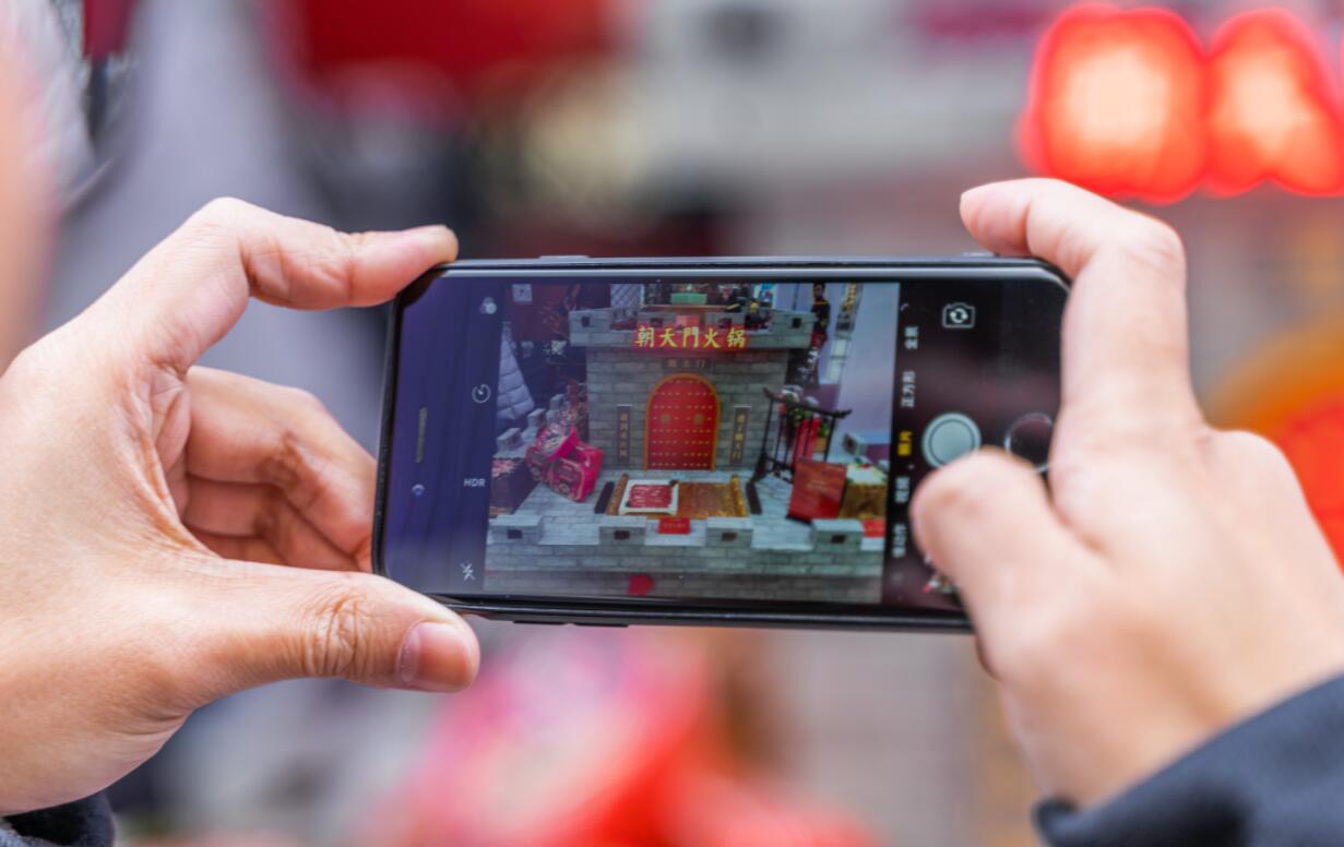 朋友圈要怎么發(fā)，火鍋店老板才能吸引客戶？