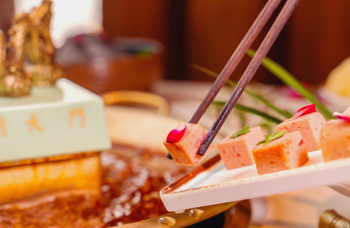 今天才懂！明星熱衷于開火鍋店，竟是因?yàn)檫@？
