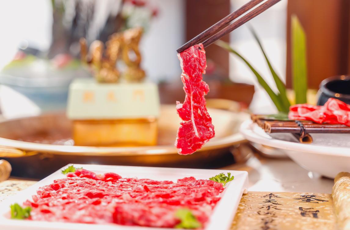 開火鍋店，學(xué)會這2個創(chuàng)新思路，不愁沒新客！