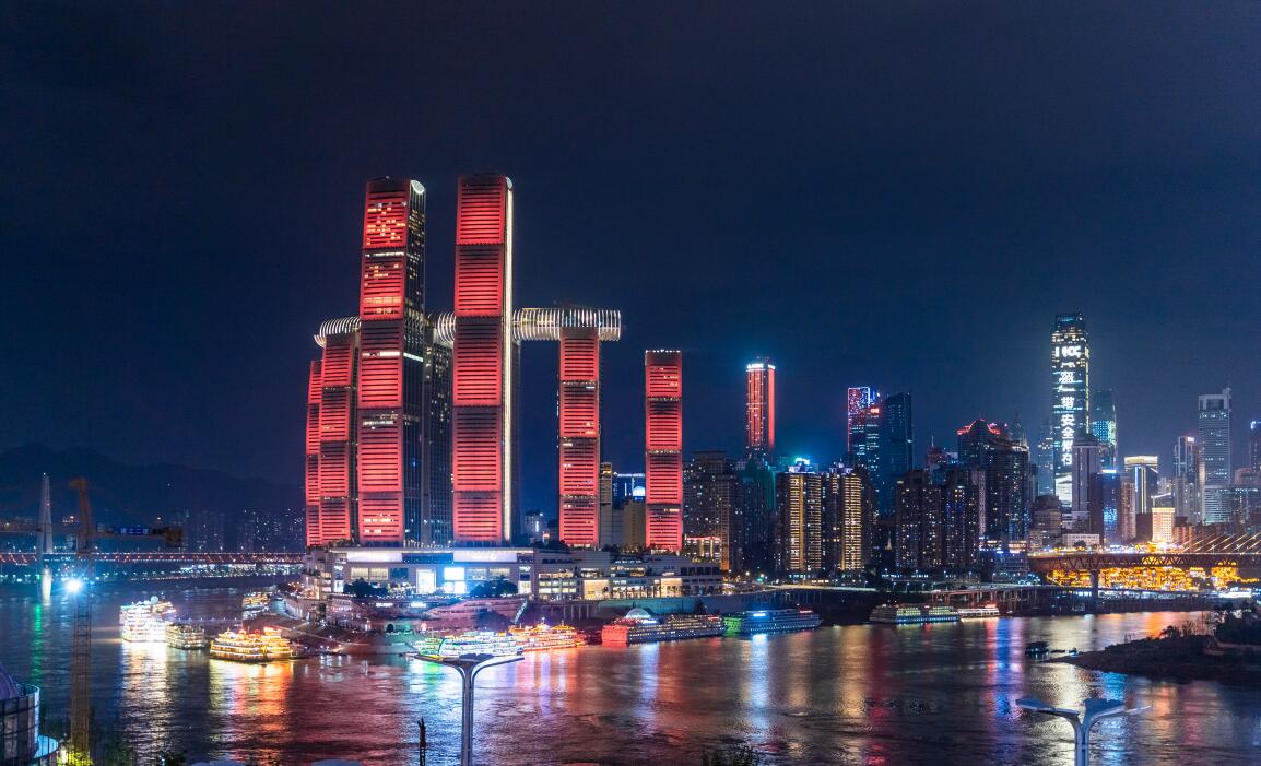 被朋友圈贊爆的朝天門(mén)旅游攻略！風(fēng)景奇幻重慶火鍋超贊！