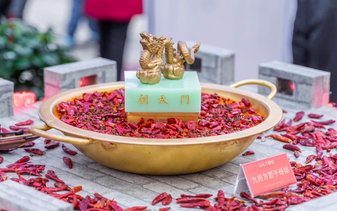 長(zhǎng)江索道旅游打卡攻略，體驗(yàn)飛躍長(zhǎng)江，品嘗重慶火鍋！