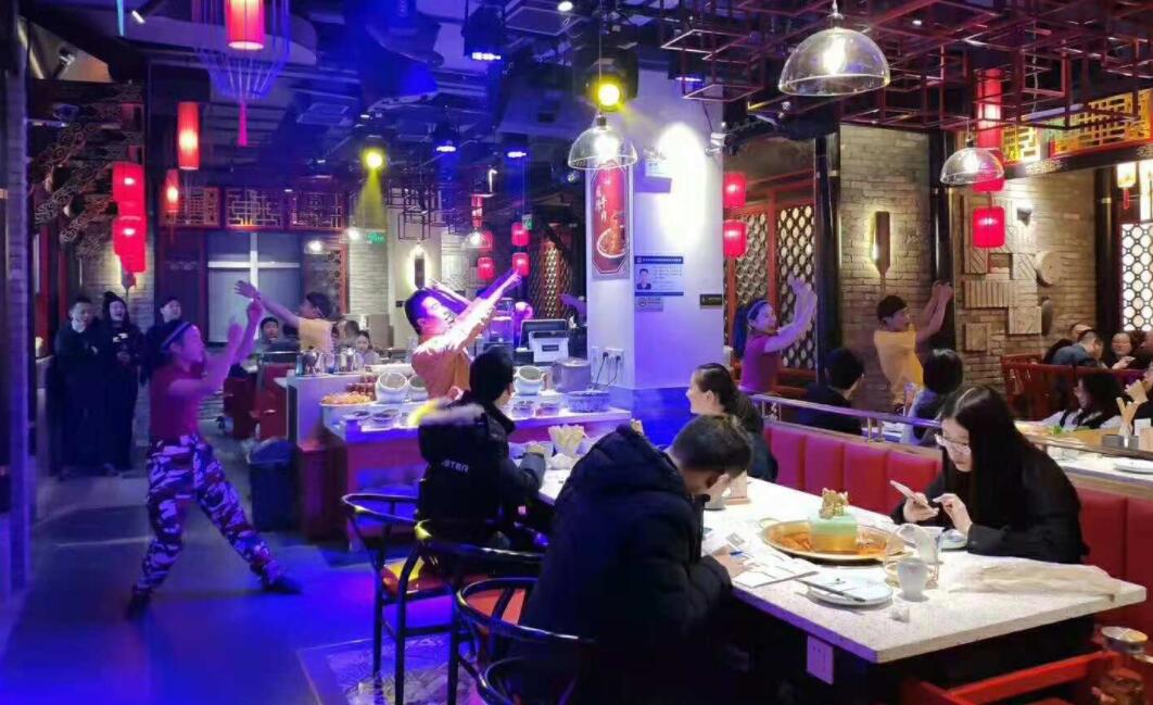 導(dǎo)致餐飲店倒閉的五個(gè)大坑，分享慘痛經(jīng)歷！