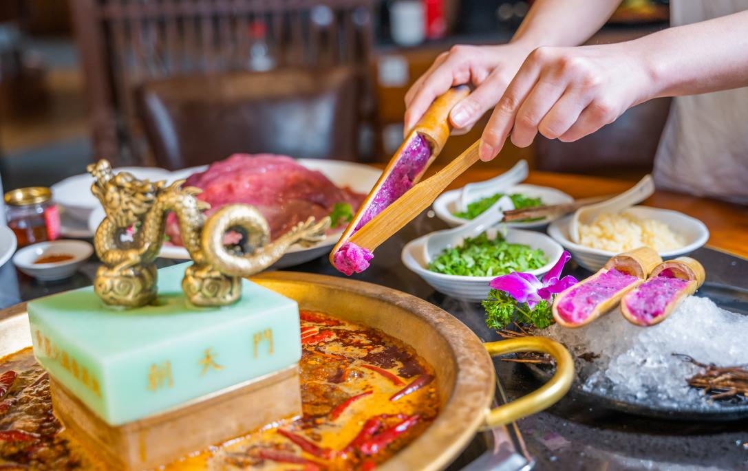 重慶火鍋，經(jīng)典菜品，加盟店必備！