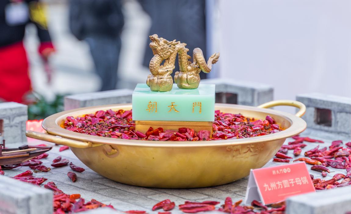 開一家火鍋店，加盟與自創(chuàng)，誰更適合？