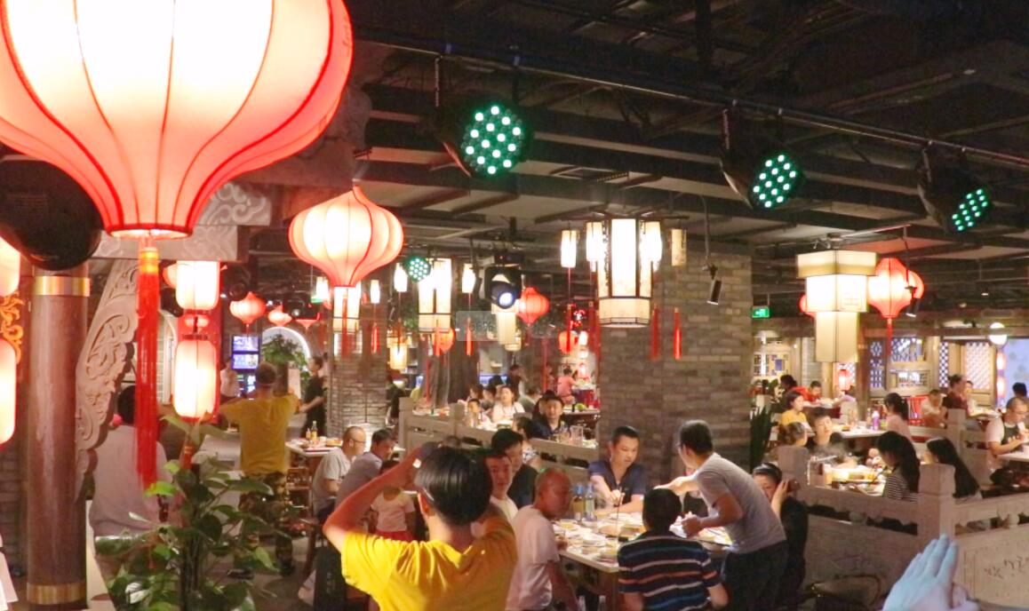 重慶火鍋加盟店，秋冬推薦菜品，生意全靠它！