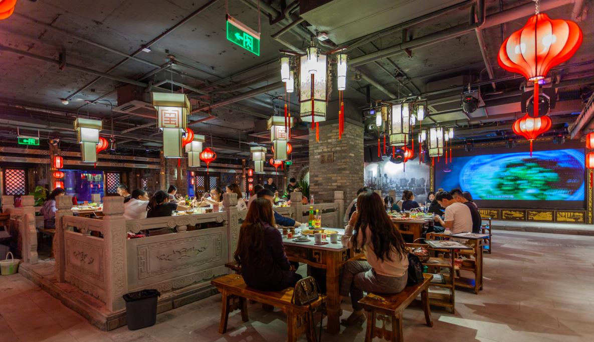 火鍋店燈光設(shè)計為何重要？看完這三點原因你就知道！