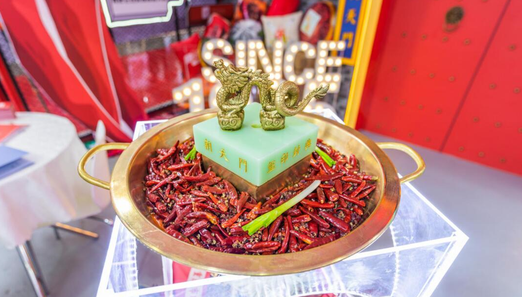 火鍋店鍋底創(chuàng)新浪潮來臨，一鍋湯撬動火鍋百億市場！
